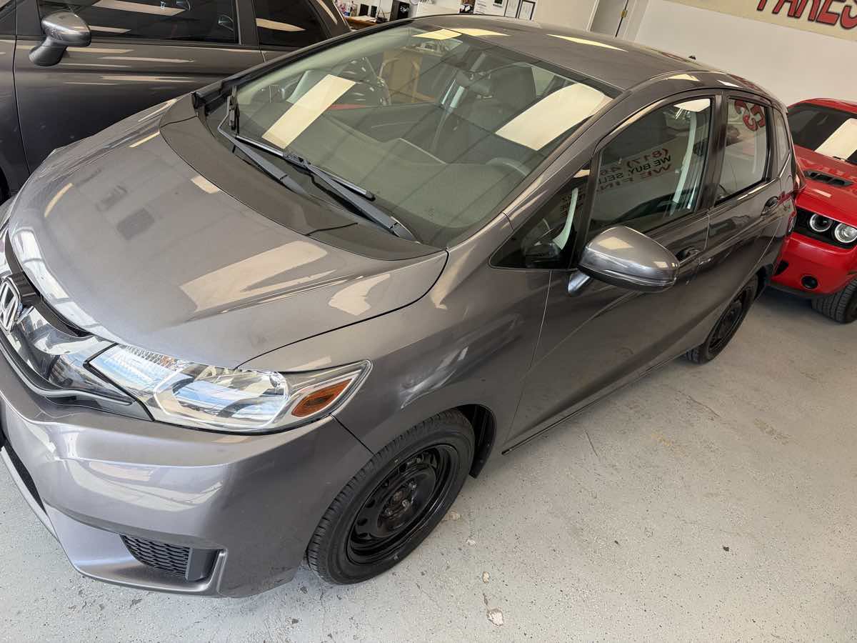 Used 2015 Honda Fit LX image 4