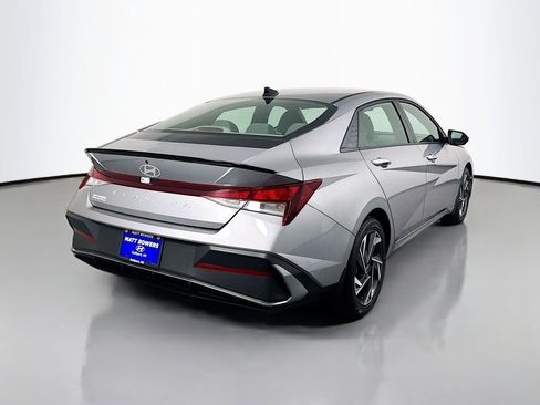 Certified 2025 Hyundai Elantra Sport FWD image 5