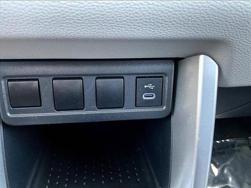 Used 2023 Toyota Corolla Cross L image 26