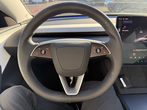 Used 2025 Tesla Model 3 Long Range image 16