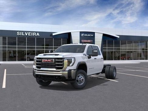 New 2025 GMC Sierra 3500 Pro w/ Convenience Package image 35