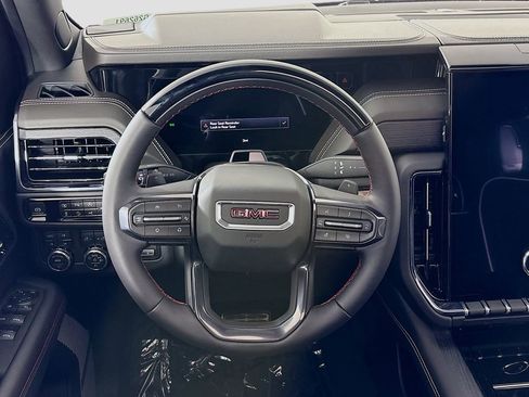 New 2026 GMC Yukon AT4 Ultimate AWD/4WD image 11