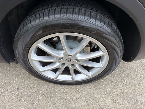 Used 2019 Porsche Cayenne AWD/4WD image 8