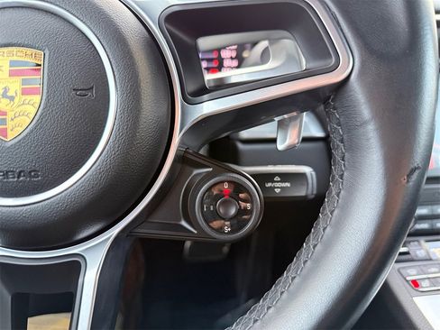 Used 2017 Porsche 911 Carrera image 29