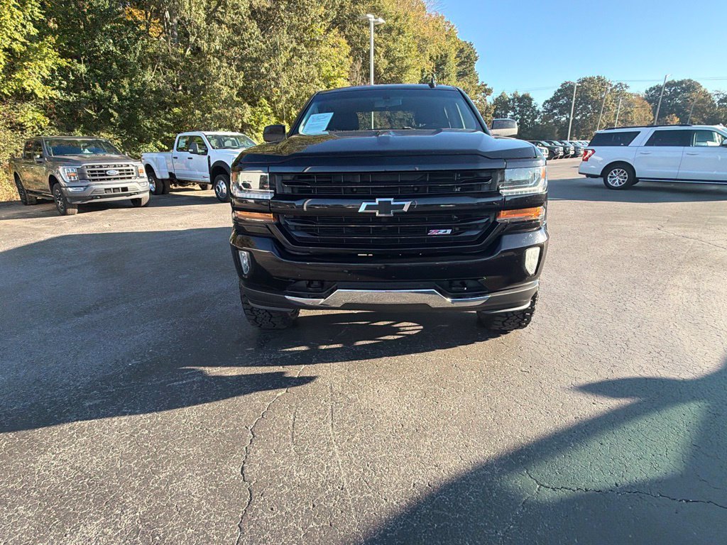 Used 2017 Chevrolet Silverado 1500 LT w/ True North Edition AWD/4WD image 8