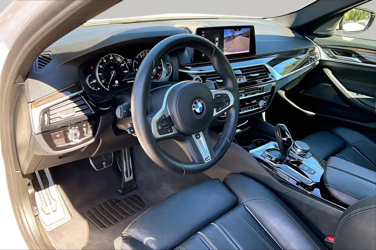 Used 2019 BMW 540i w/ M Sport Package RWD image 17