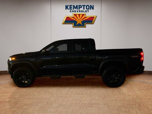 Used 2024 Chevrolet Colorado Trail Boss image 3