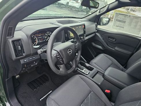 New 2026 Nissan Frontier SV w/ SV Convenience Package image 15