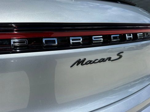 Used 2026 Porsche Macan S AWD/4WD image 14
