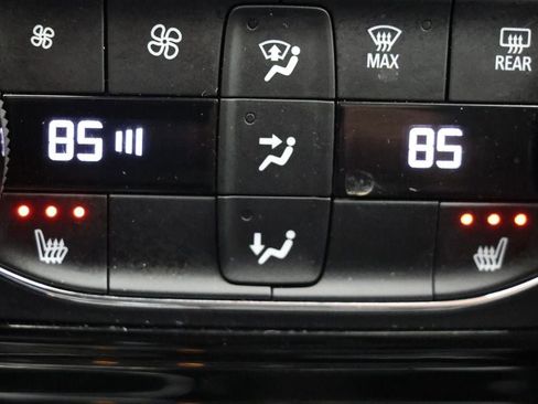 Used 2023 Buick Encore GX Select w/ Safety Package II image 23