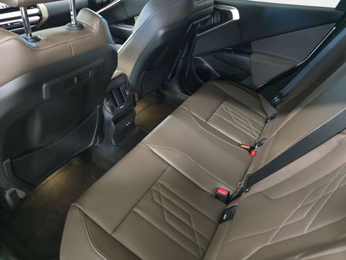 Used 2025 BMW X3 xDrive30i w/ Convenience Package image 16