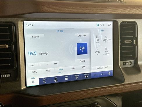 Used 2024 Ford Bronco Outer Banks AWD/4WD image 15
