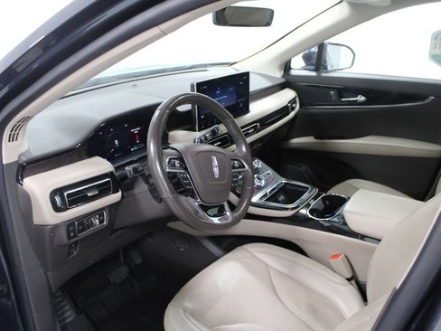 Used 2023 Lincoln Nautilus Reserve AWD/4WD image 24