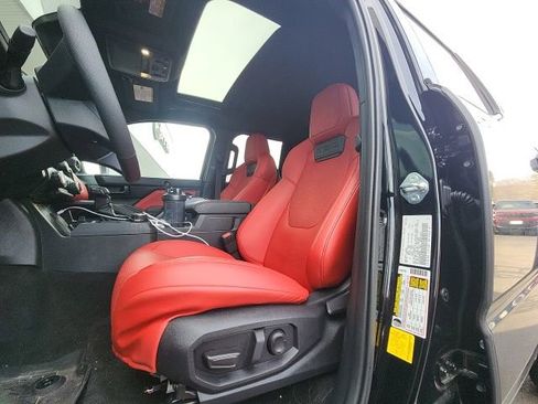 Used 2025 Toyota Tacoma TRD Pro image 15