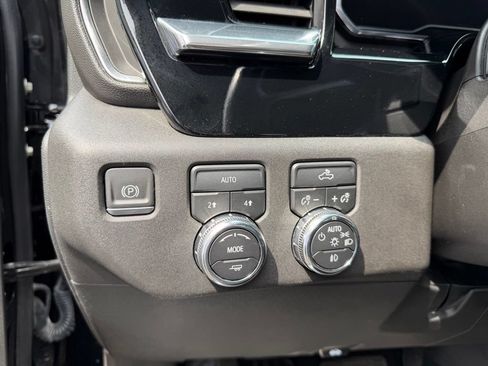 Used 2023 GMC Sierra 1500 Elevation AWD/4WD image 17