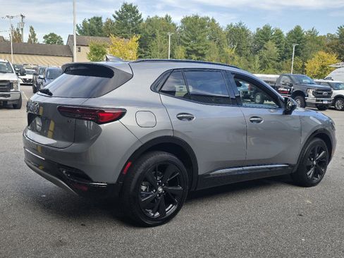 Used 2023 Buick Envision Essence w/ Sport Touring Package image 3