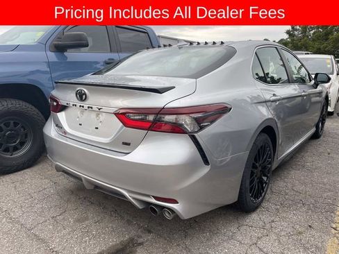 Used 2023 Toyota Camry SE FWD image 7
