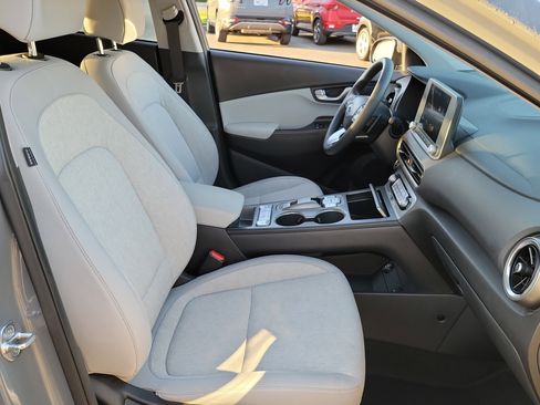 Certified 2023 Hyundai Kona SE image 19