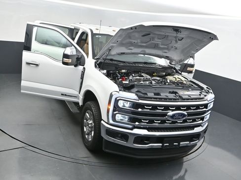 Used 2025 Ford F250 Lariat w/ Lariat Ultimate Package image 52