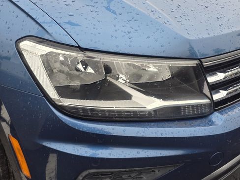 Used 2019 Volkswagen Tiguan SE AWD/4WD image 20