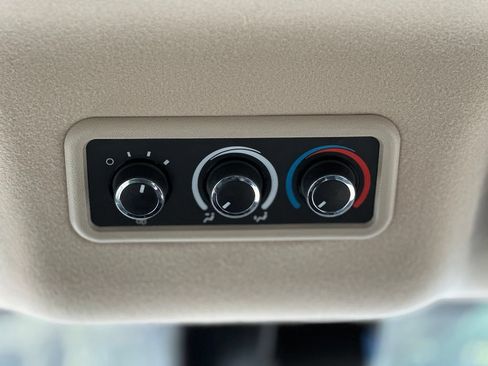 Used 2024 Chevrolet Express 3500 LT w/ LT Preferred Equipment Group RWD image 24