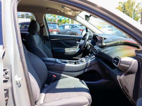 Used 2023 Hyundai Santa Fe SEL FWD image 8