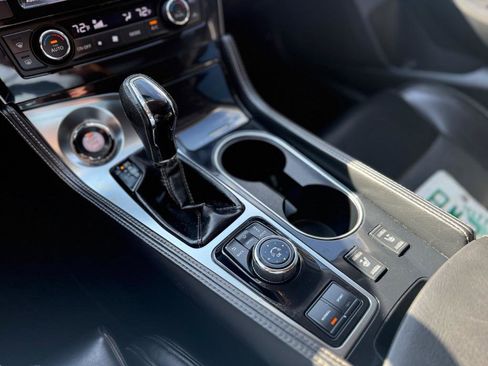 Used 2017 Nissan Maxima 3.5 SV image 15