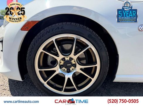 Used 2019 Toyota 86 RWD image 5