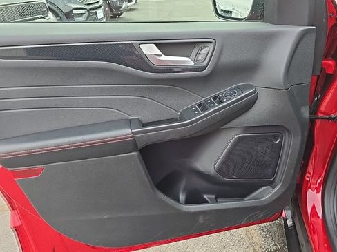 Used 2024 Ford Escape ST-Line w/ Tech Pack #1 image 7