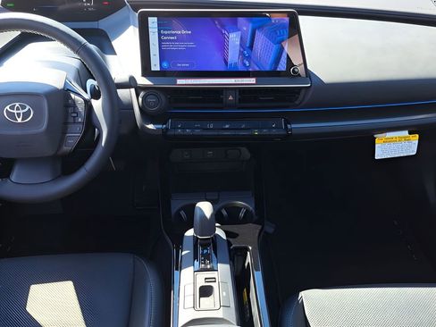 New 2026 Toyota Prius FWD image 22