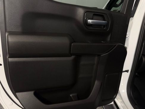 Used 2025 Chevrolet Silverado 1500 Custom AWD/4WD image 27