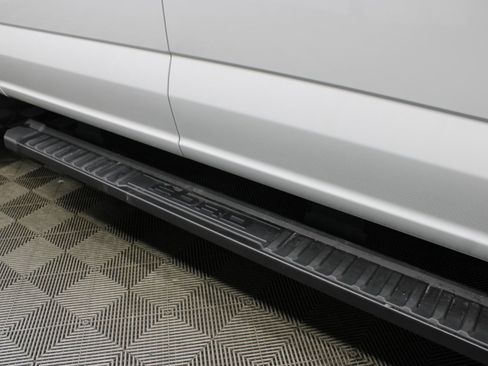 Used 2025 Ford F350 Lariat w/ Black Appearance Package image 58