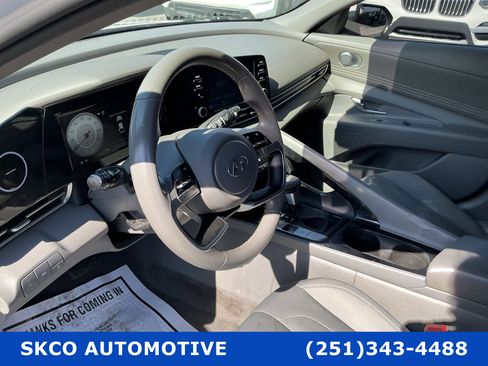 Used 2021 Hyundai Elantra SEL w/ Convenience Package image 20