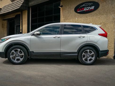 Used 2017 Honda CR-V EX image 8