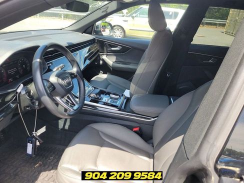 Used 2019 Audi Q8 Premium w/ Convenience Package AWD/4WD image 3