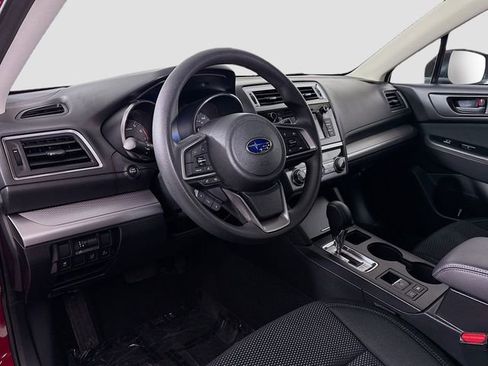 Used 2019 Subaru Outback 2.5i image 9