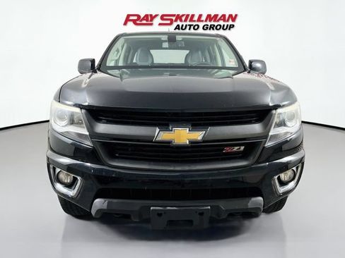 Used 2015 Chevrolet Colorado Z71 AWD/4WD image 2