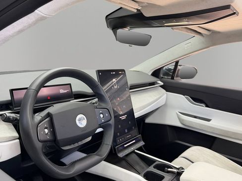 Used 2023 Fisker Ocean Extreme AWD/4WD image 16
