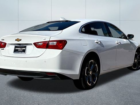 Used 2024 Chevrolet Malibu LT image 2