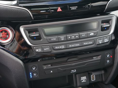 Used 2022 Honda Pilot Black Edition image 22