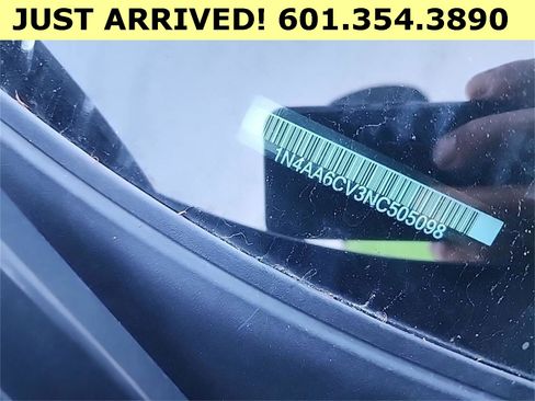 Used 2022 Nissan Maxima SV w/ Floor Mat Group image 2