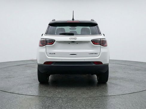 Used 2025 Jeep Compass Limited AWD/4WD image 7