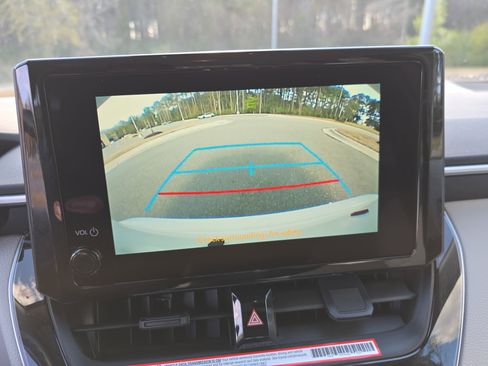 Used 2026 Toyota Corolla LE image 25