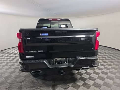 Used 2022 Chevrolet Silverado 1500 LT Trail Boss w/ Convenience Package II AWD/4WD image 4