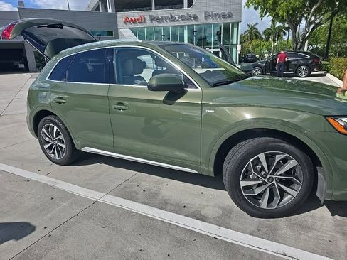 Used 2023 Audi Q5 2.0T Premium Plus w/ Premium Plus Package AWD/4WD image 9