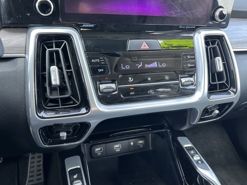 Used 2022 Kia Sorento SX Prestige image 33