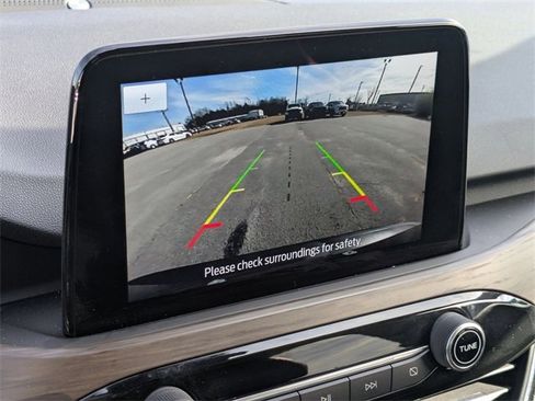 Used 2020 Ford Escape Titanium image 19