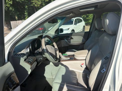 Used 2011 Acura MDX w/ Technology Package AWD/4WD image 10
