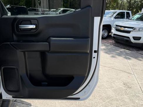 Used 2025 Chevrolet Silverado 1500 Custom w/ Turbomax Blackout Package RWD image 22