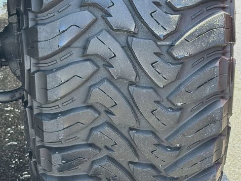 Used 2016 Jeep Wrangler Sport w/ Connectivity Group AWD/4WD image 39